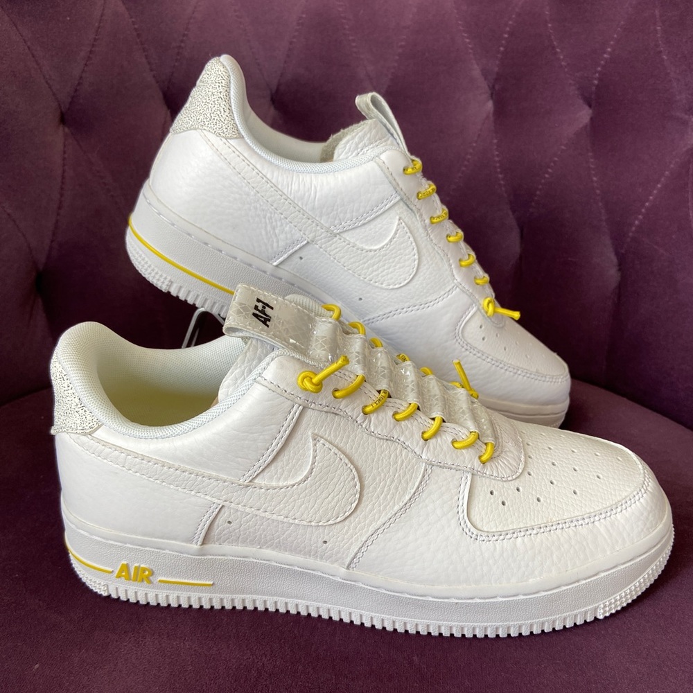 Nike Air Force 1 Low Lux White Chrome Yellow (US8)